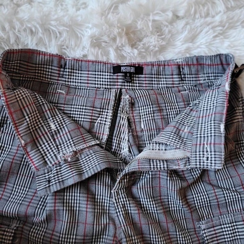 Dolls Kill Poster Girl Plaid Cargo Pants With Elastic Cuffs -S - Picture 7 of 9
